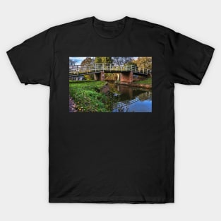 Station Road Footbridge Hungerford T-Shirt